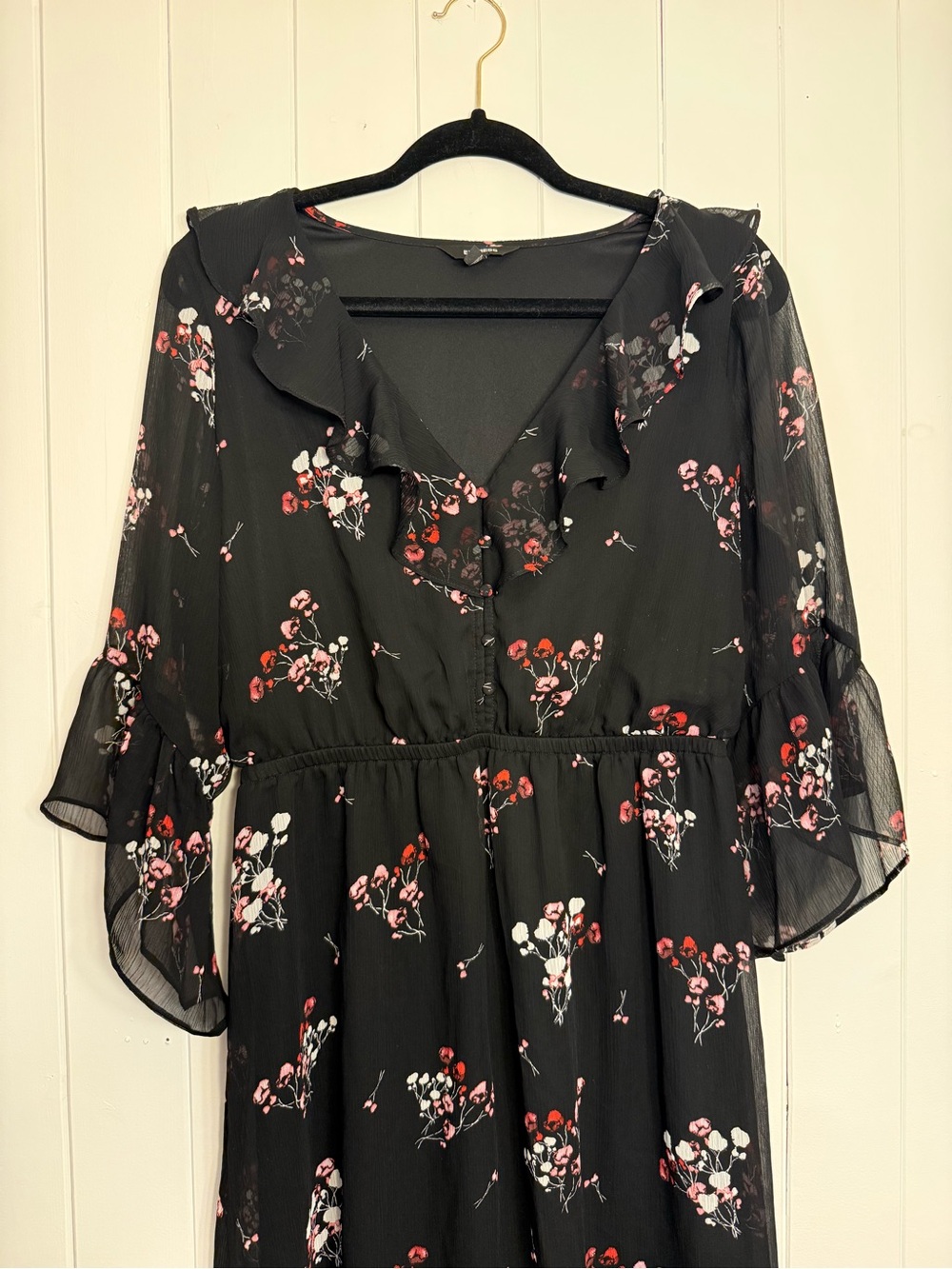 Express Black Midi Dress with Pink Floral Design - Picture 2 of 7